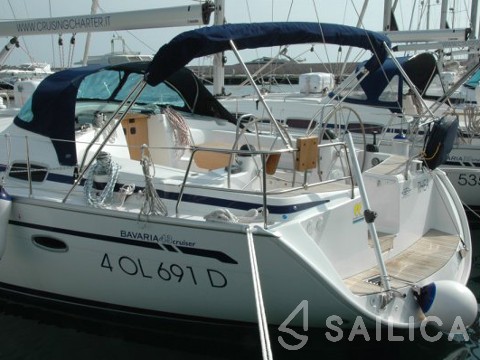 Bavaria 43 Cruiser - Yacht Charter Sailica