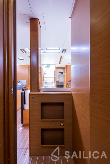 Sun Odyssey 469 - Yacht Charter Sailica