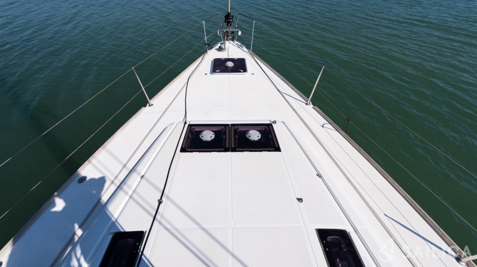 Sun Odyssey 469 - Yacht Charter Sailica