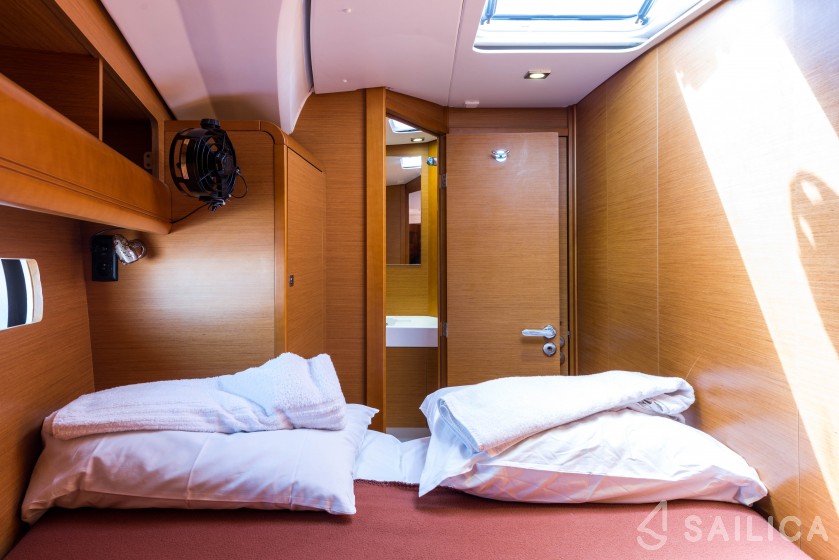 Sun Odyssey 469 - Yacht Charter Sailica