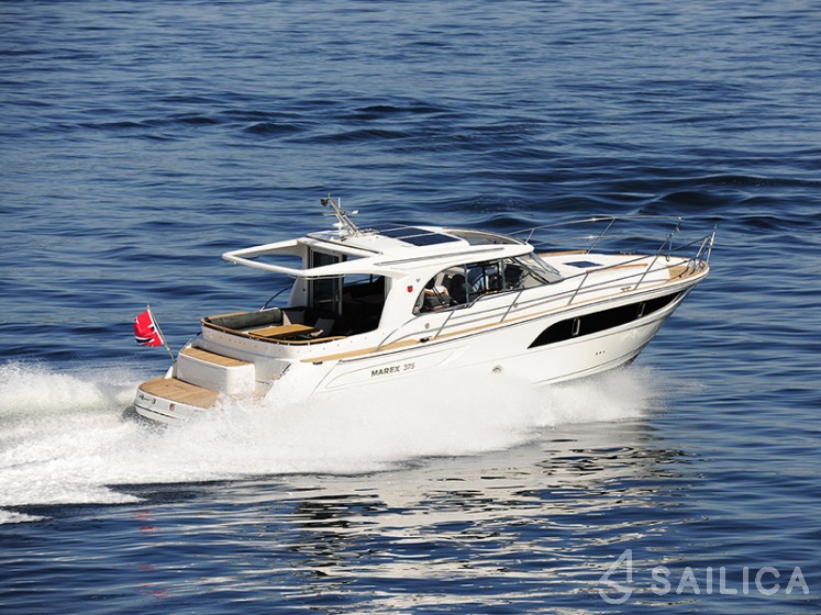 Marex 375 - Yacht Charter Sailica