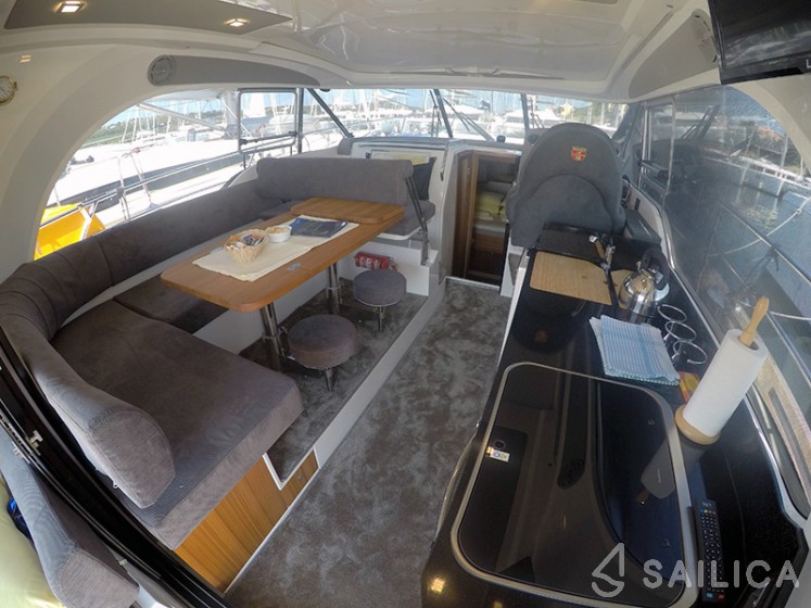 Marex 375 - Yacht Charter Sailica