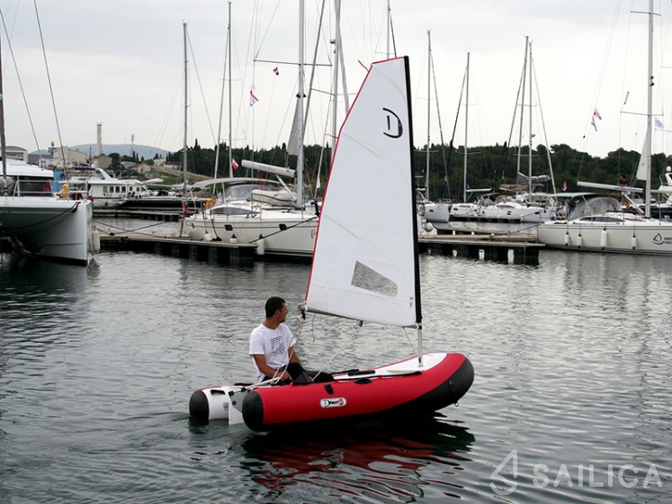 Antares 36 - Yacht Charter Sailica
