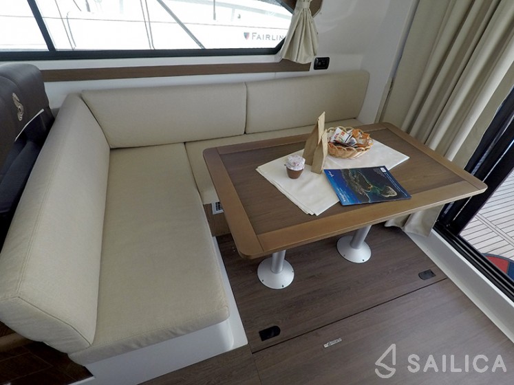 Antares 36 - Yacht Charter Sailica