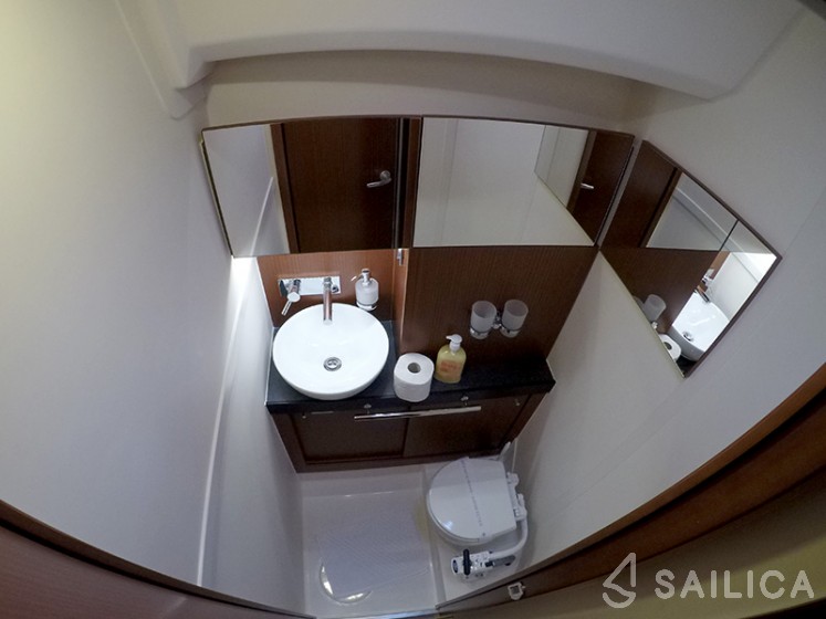 Hanse 505 - Yacht Charter Sailica