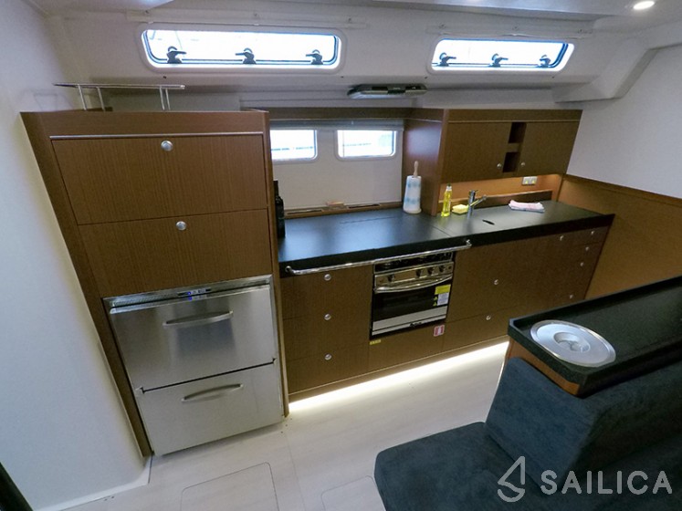 Hanse 505 - Yacht Charter Sailica