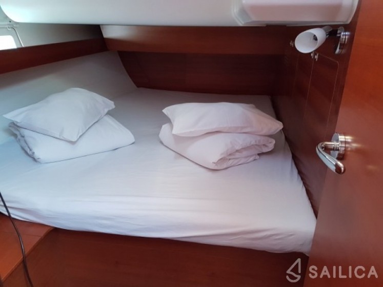 Dufour 460 GL - Yacht Charter Sailica