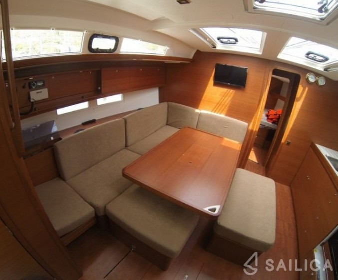Dufour 460 GL - Yacht Charter Sailica