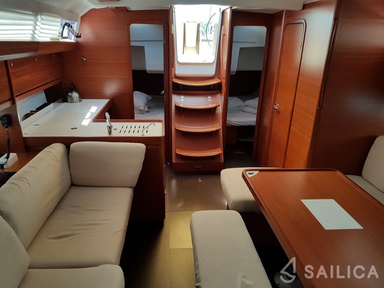 Dufour 412 Grand large - Yacht Charter Sailica