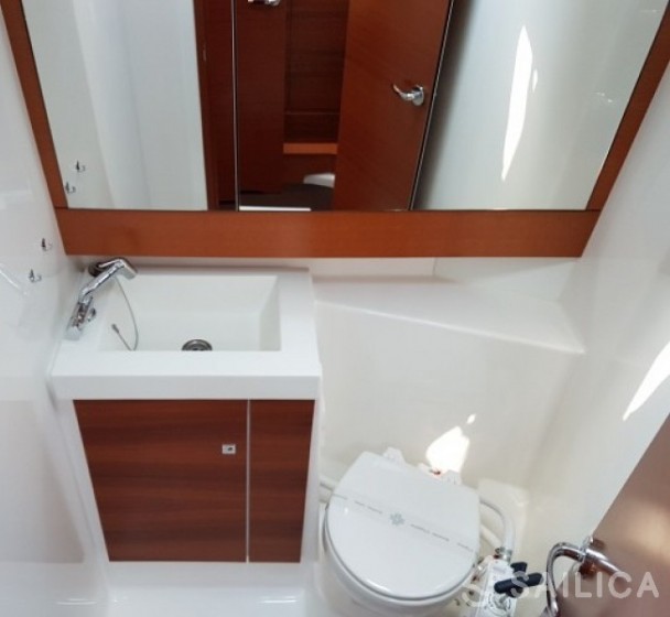 Dufour 412 Grand large - Yacht Charter Sailica
