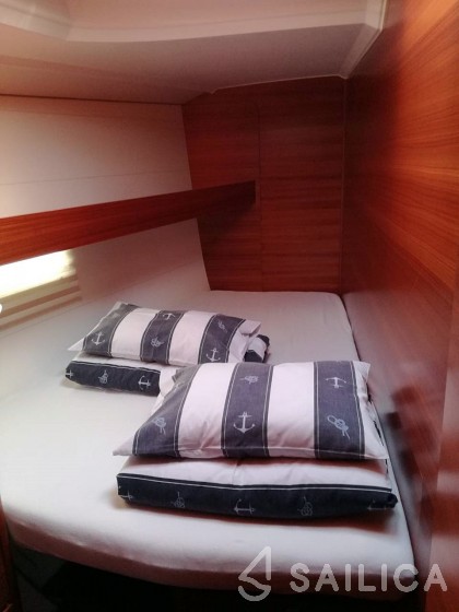 Dufour 460 GL - Yacht Charter Sailica