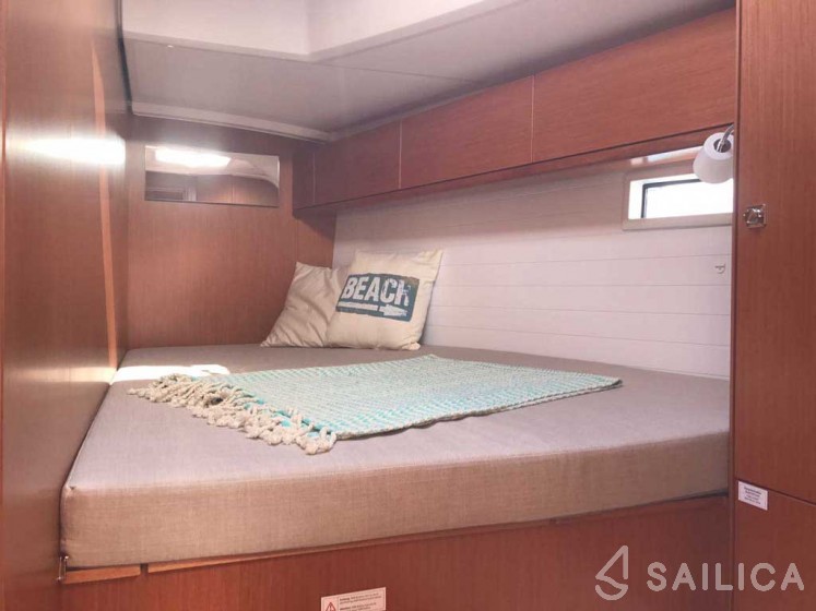 Bavaria 46 Cruiser - Yacht Charter Sailica
