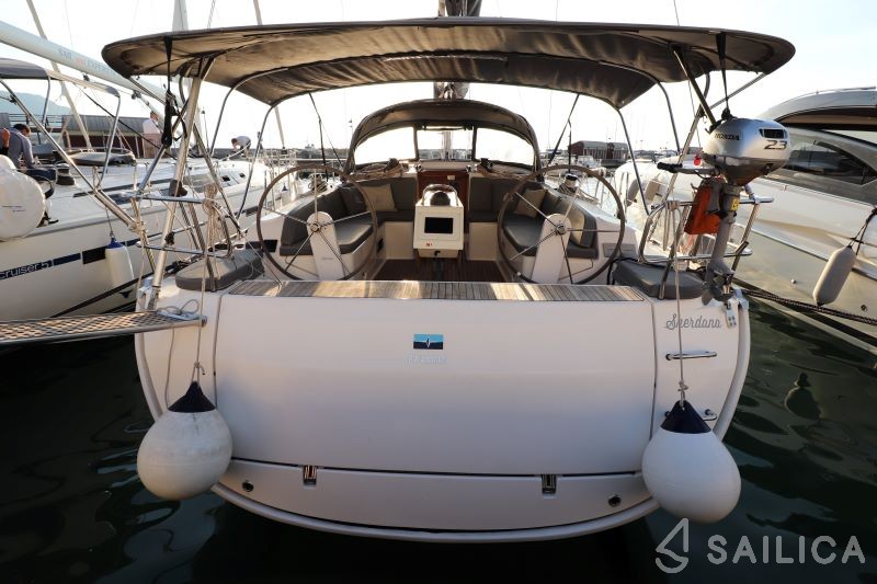 Bavaria 46 Cruiser - Yacht Charter Sailica