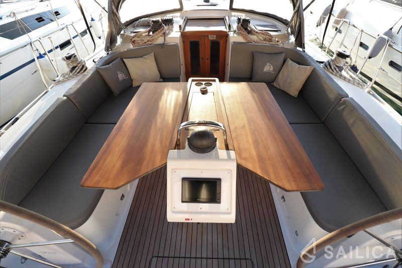 Bavaria 46 Cruiser - Yacht Charter Sailica