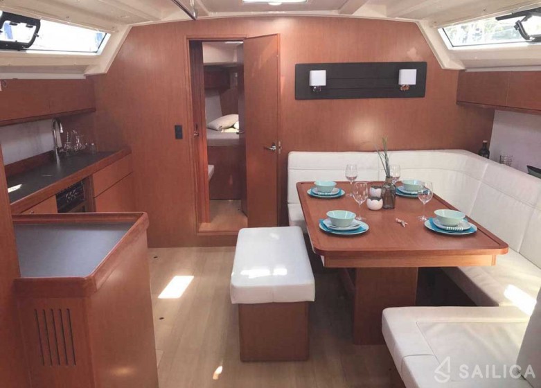 Bavaria 46 Cruiser - Yacht Charter Sailica