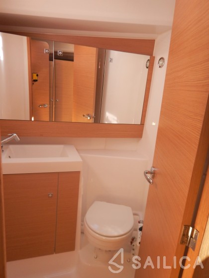 Dufour 412 GL - Yacht Charter Sailica