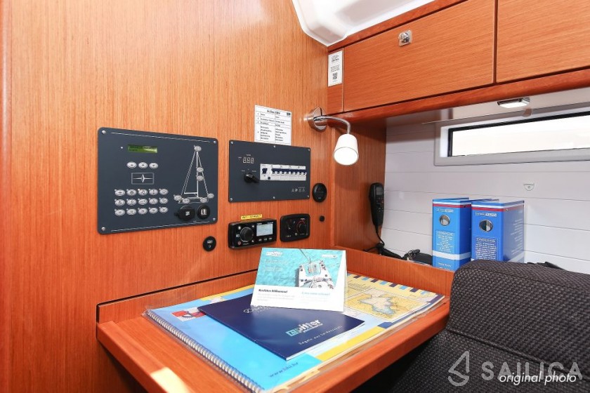 Bavaria 37 Cruiser - Yacht Charter Sailica