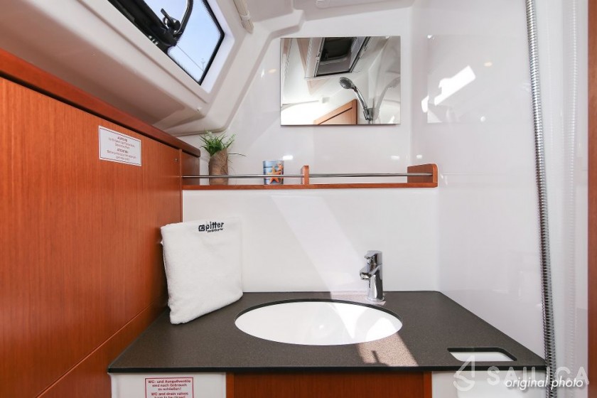 Bavaria 37 Cruiser - Yacht Charter Sailica