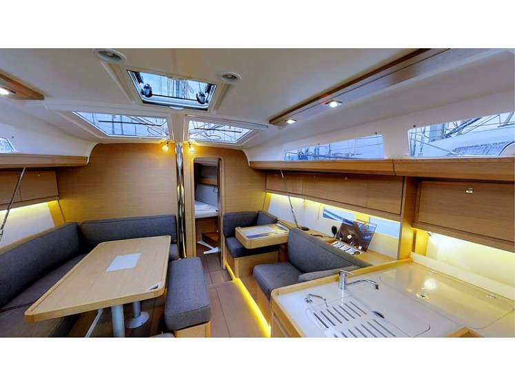 Dufour 412 GL - Yacht Charter Sailica