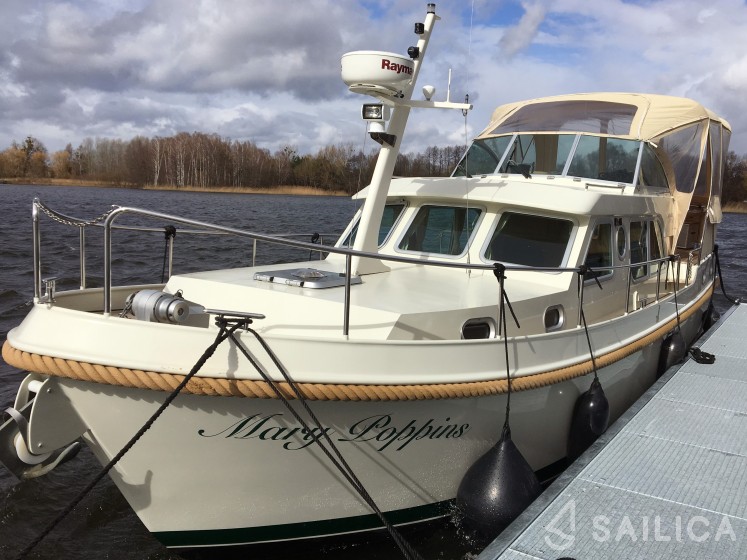 Grand Sturdy 34.9 AC - Yacht Charter Sailica