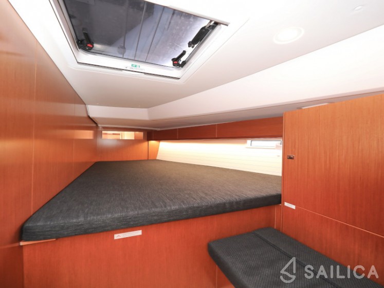 Bavaria 46 Cruiser - Yacht Charter Sailica