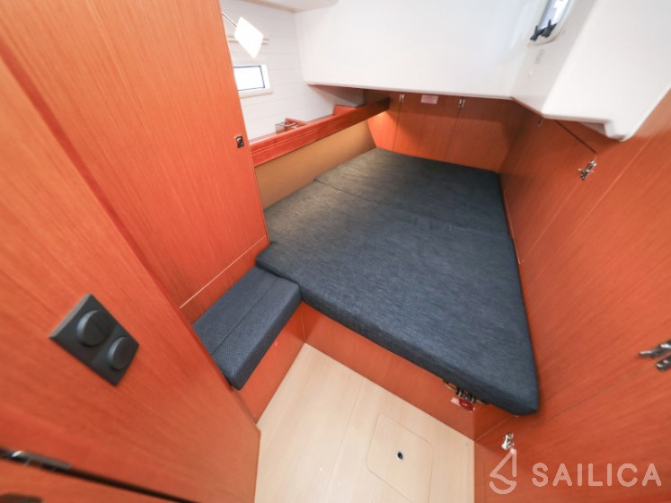 Bavaria 46 Cruiser - Yacht Charter Sailica