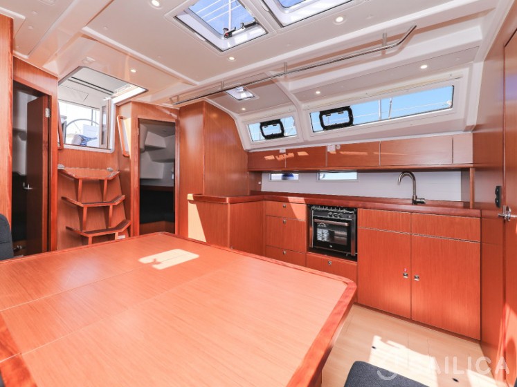 Bavaria 46 Cruiser - Yacht Charter Sailica