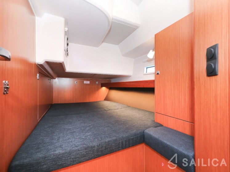 Bavaria 46 Cruiser - Yacht Charter Sailica