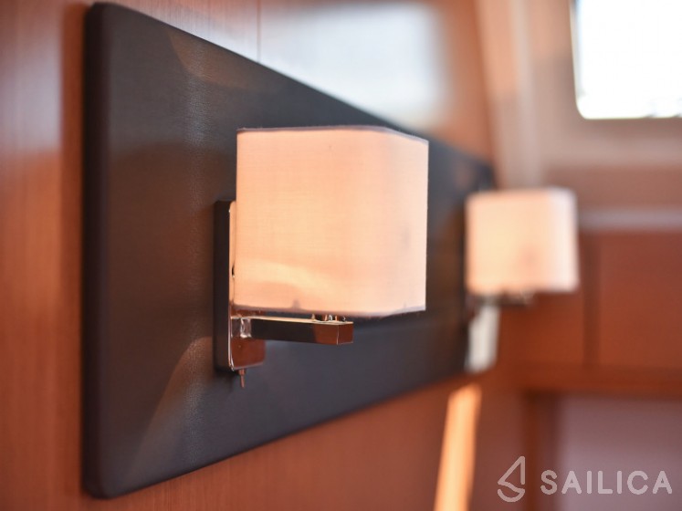 Bavaria 46 Cruiser - Yacht Charter Sailica