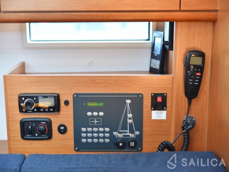 Bavaria 46 Cruiser - Yacht Charter Sailica