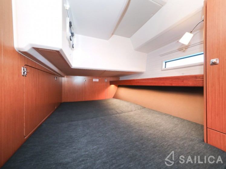 Bavaria 46 Cruiser - Yacht Charter Sailica