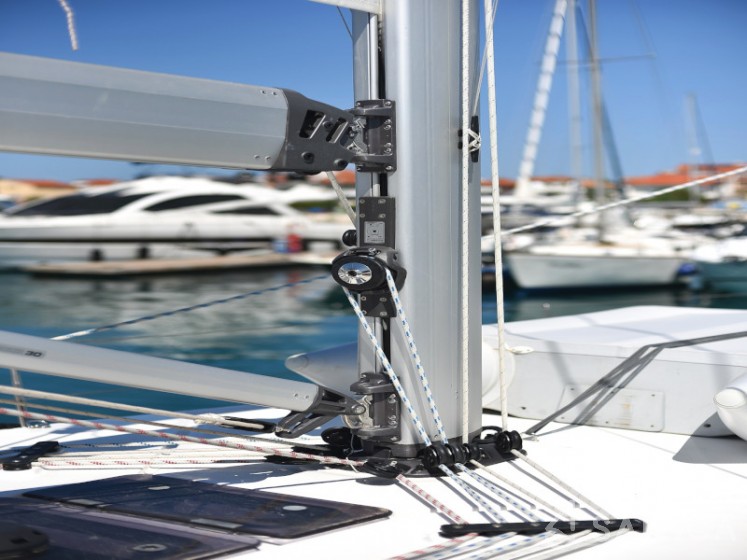 Bavaria 46 Cruiser - Yacht Charter Sailica