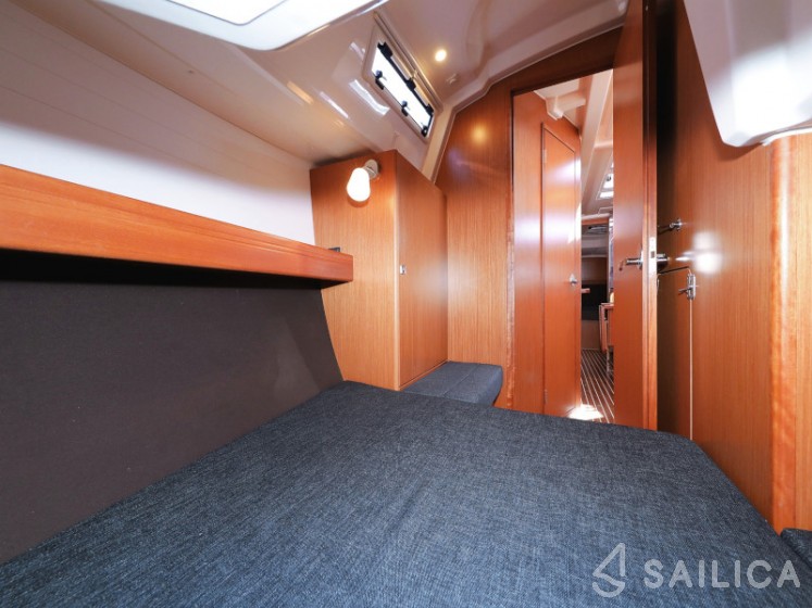 Bavaria 37 Cruiser - Yacht Charter Sailica