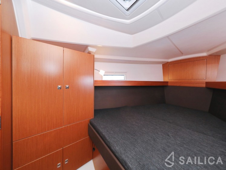 Bavaria 37 Cruiser - Yacht Charter Sailica