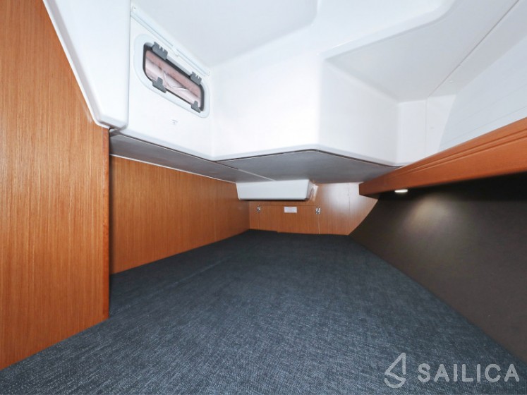 Bavaria 37 Cruiser - Yacht Charter Sailica