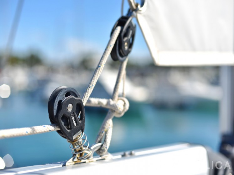 Bavaria 37 Cruiser - Yacht Charter Sailica