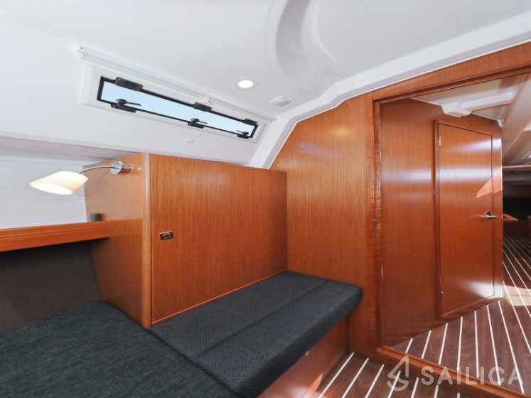 Bavaria 37 Cruiser - Yacht Charter Sailica