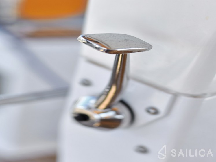 Bavaria 37 Cruiser - Yacht Charter Sailica