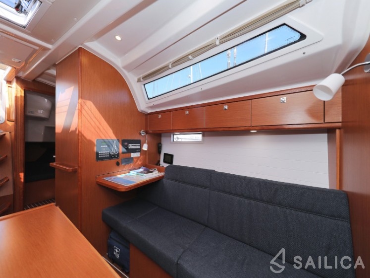 Bavaria 37 Cruiser - Yacht Charter Sailica