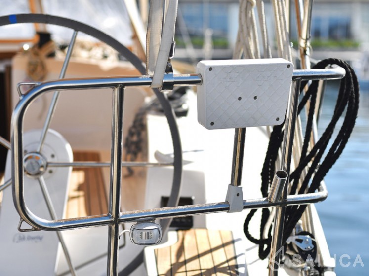 Bavaria 37 Cruiser - Yacht Charter Sailica