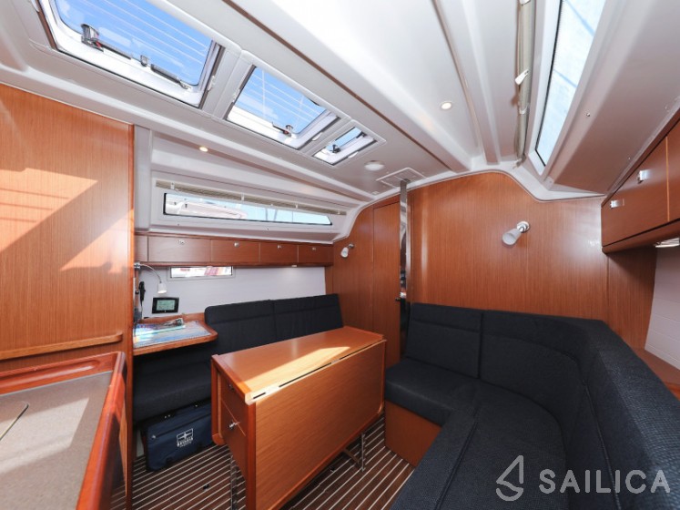 Bavaria 37 Cruiser - Yacht Charter Sailica