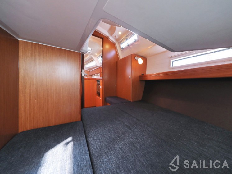 Bavaria 37 Cruiser - Yacht Charter Sailica