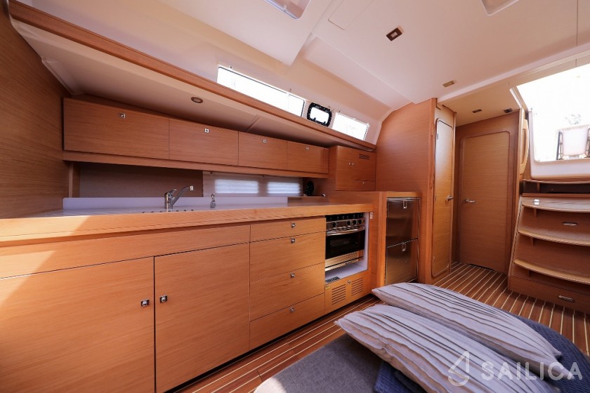 Dufour 460 GL - Yacht Charter Sailica