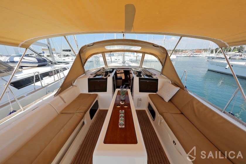 Dufour 460 GL - Yacht Charter Sailica