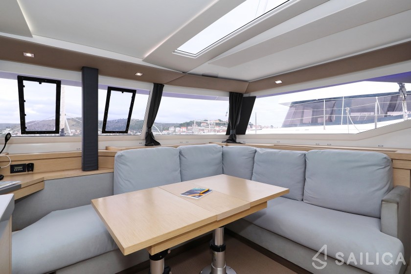 Saona 47 - Yacht Charter Sailica