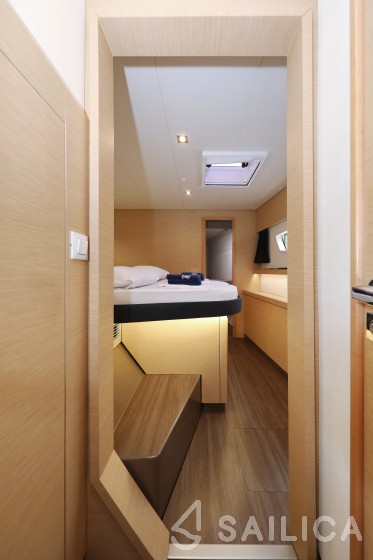 Saona 47 - Yacht Charter Sailica