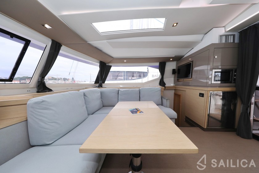 Saona 47 - Yacht Charter Sailica