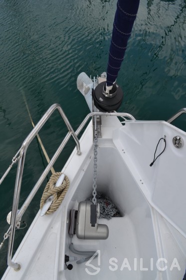 Hanse 415 - Yacht Charter Sailica