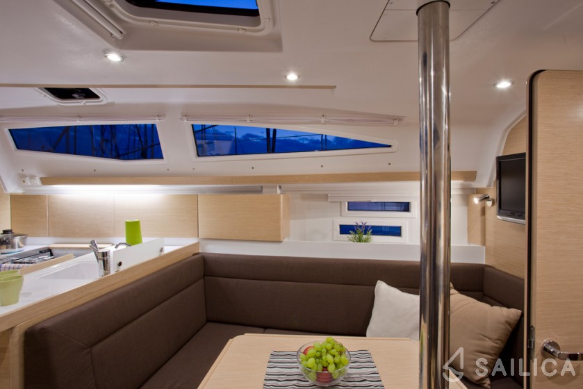 Elan 35 Impression - Yacht Charter Sailica