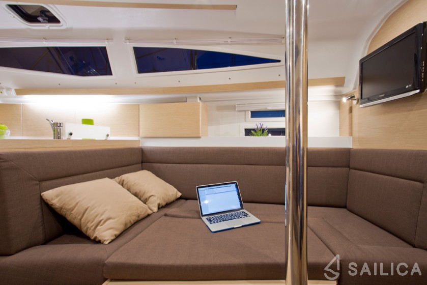 Elan 35 Impression - Yacht Charter Sailica